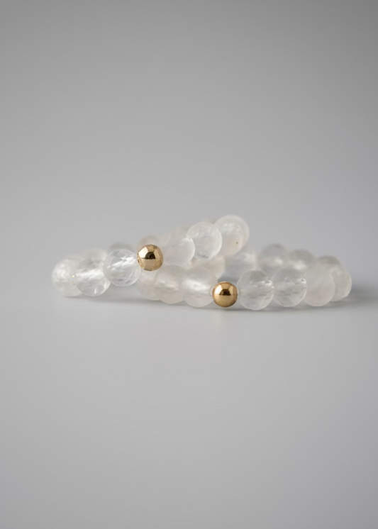 Pierścionek z kamieni księżycowych