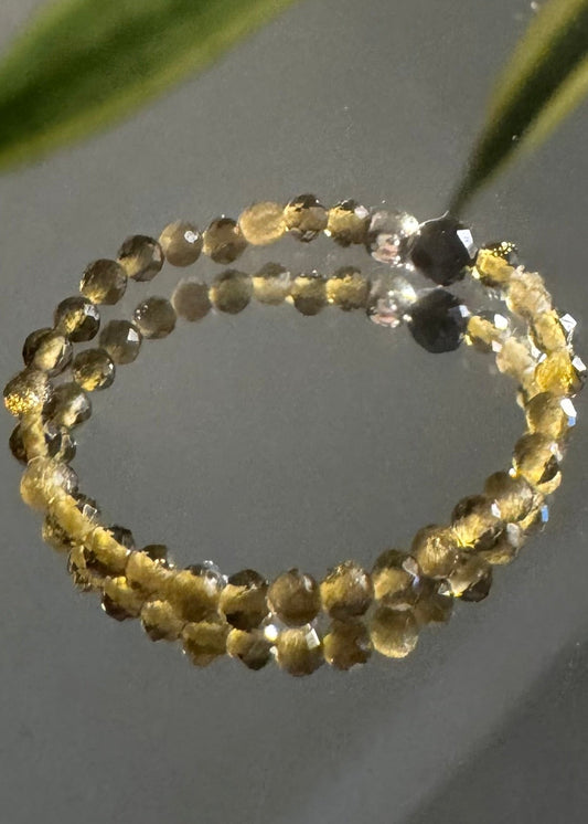 Pierścionek obsydianowy z czarnym turmalinem