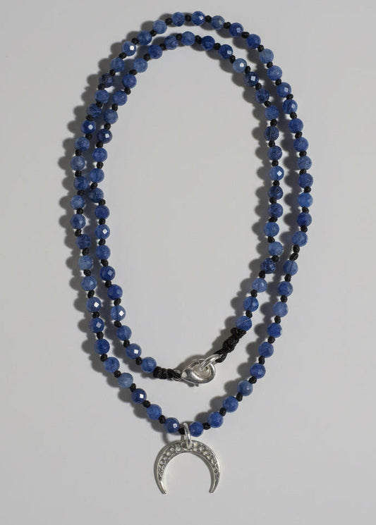 Choker z sodalitów