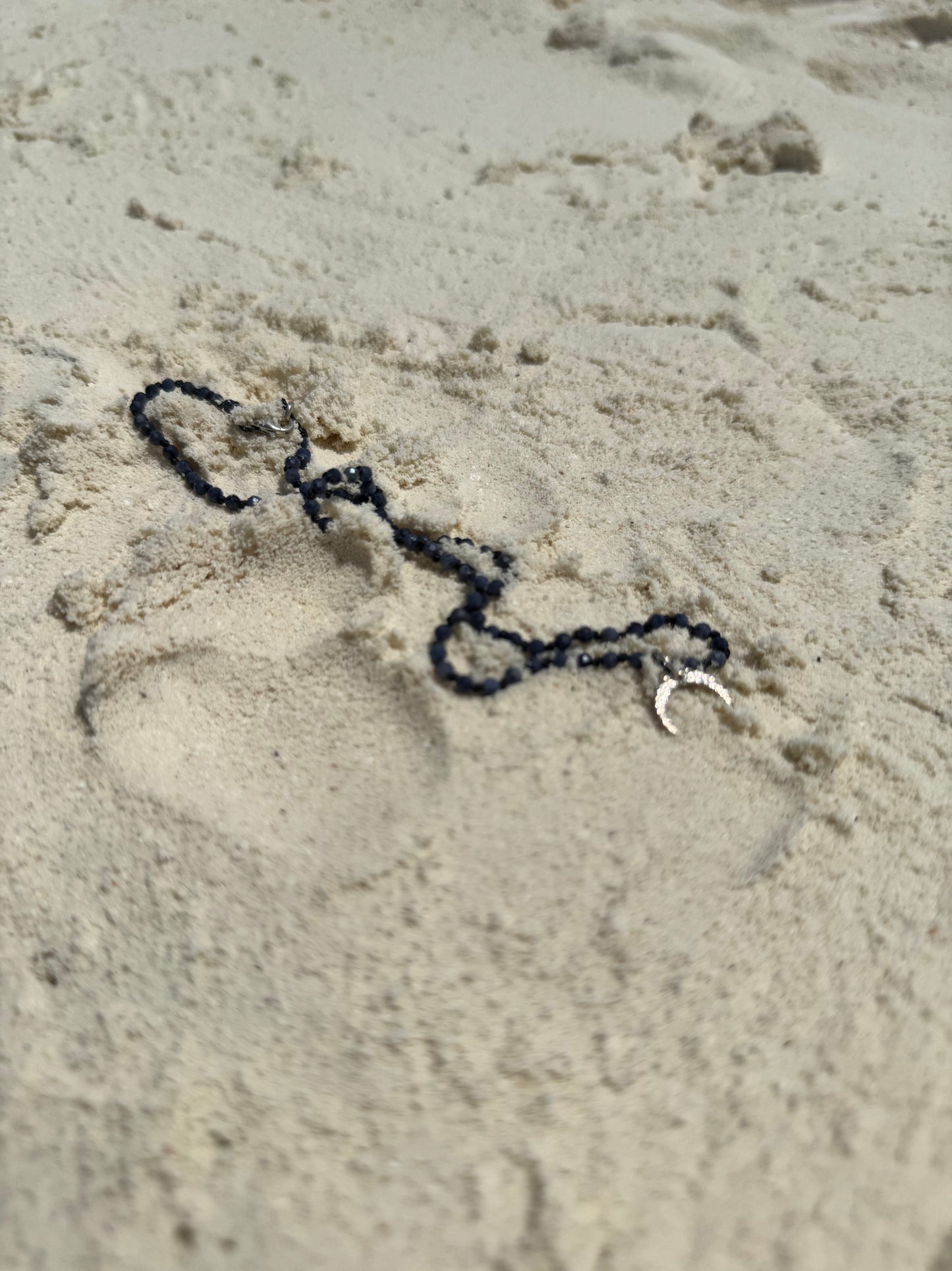 Choker z szafirów